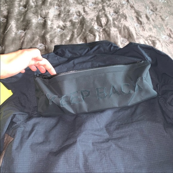 ❌SOLD❌ NIKE OFF WHITE JACKET - Picture 11 of 16